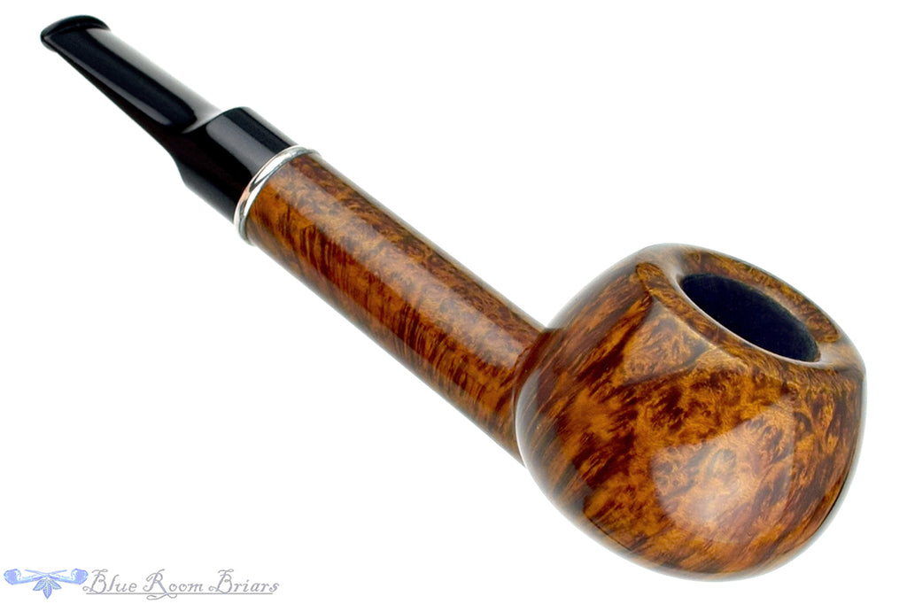 Blue Room Briars is proud to present this Trey Rice Pipe Smooth Apple with Silver