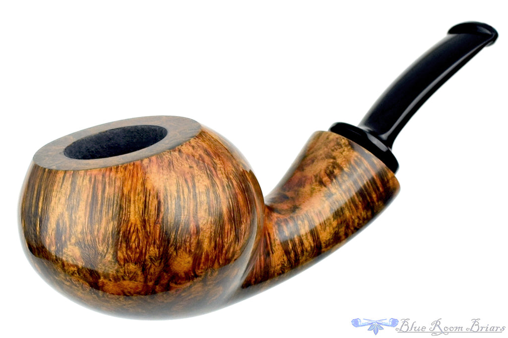 Blue Room Briars is proud to present this Benjamin Westerheide Pipe 1/4 Bent Squat Tomato with Brass