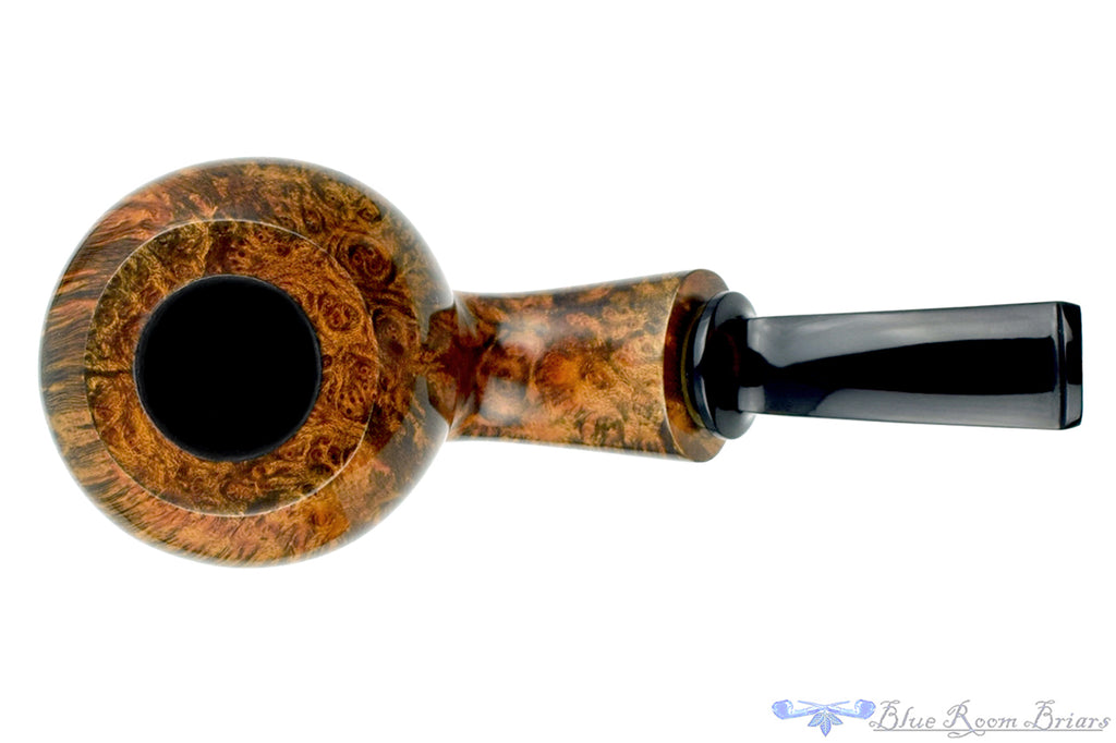 Blue Room Briars is proud to present this Benjamin Westerheide Pipe 1/4 Bent Squat Tomato with Brass