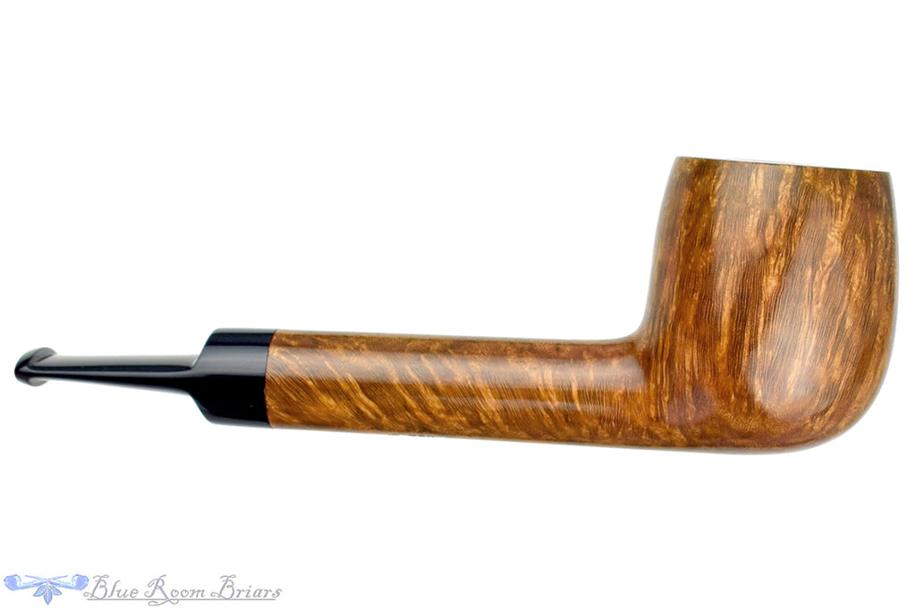 Blue Room Briars is proud to present this Jerry Crawford Pipe Smooth Contrast Lovat