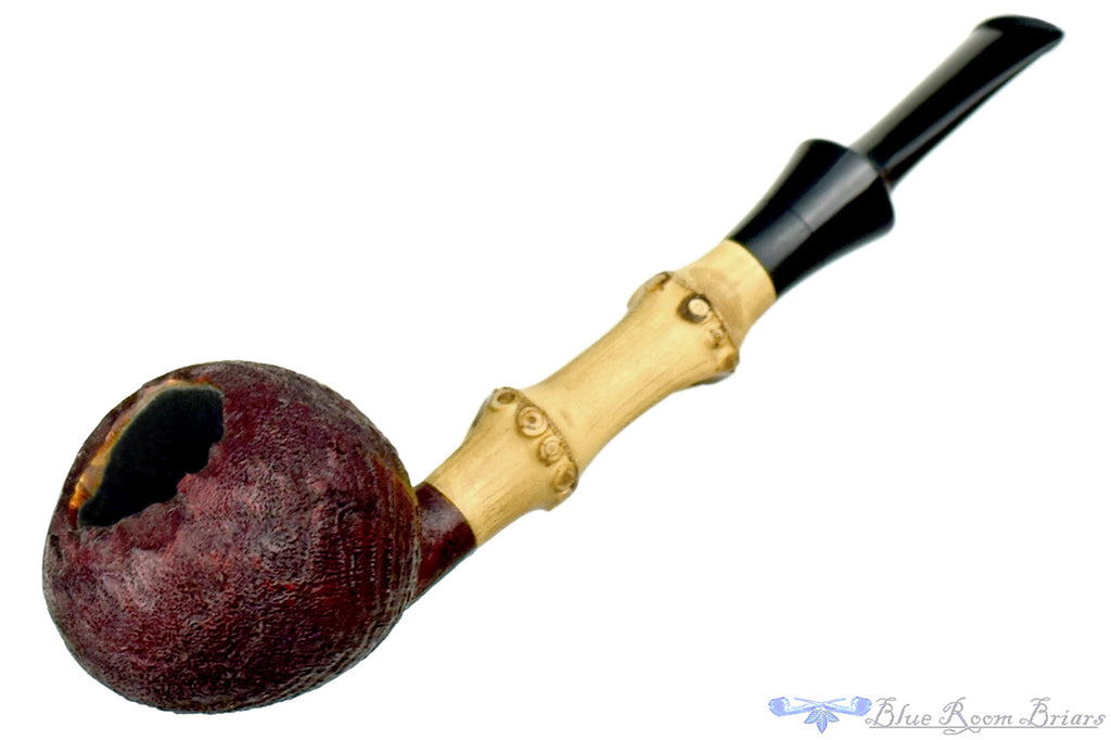 Blue Room Briars is proud to present this Dirk Heinemann Pipe Sandblast Tomato with Bamboo and Plateau