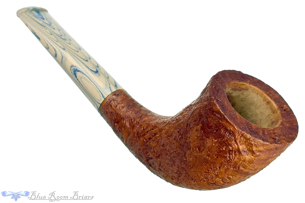 Blue Room Briars is proud to present this Bill Walther Pipe Tan Blast Horn with Delft Brindle