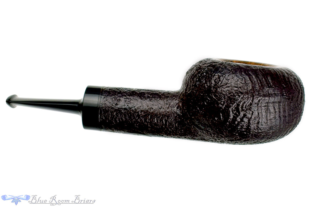 Blue Room Briars is proud to present this David Huber Pipe Sandblast Tomato