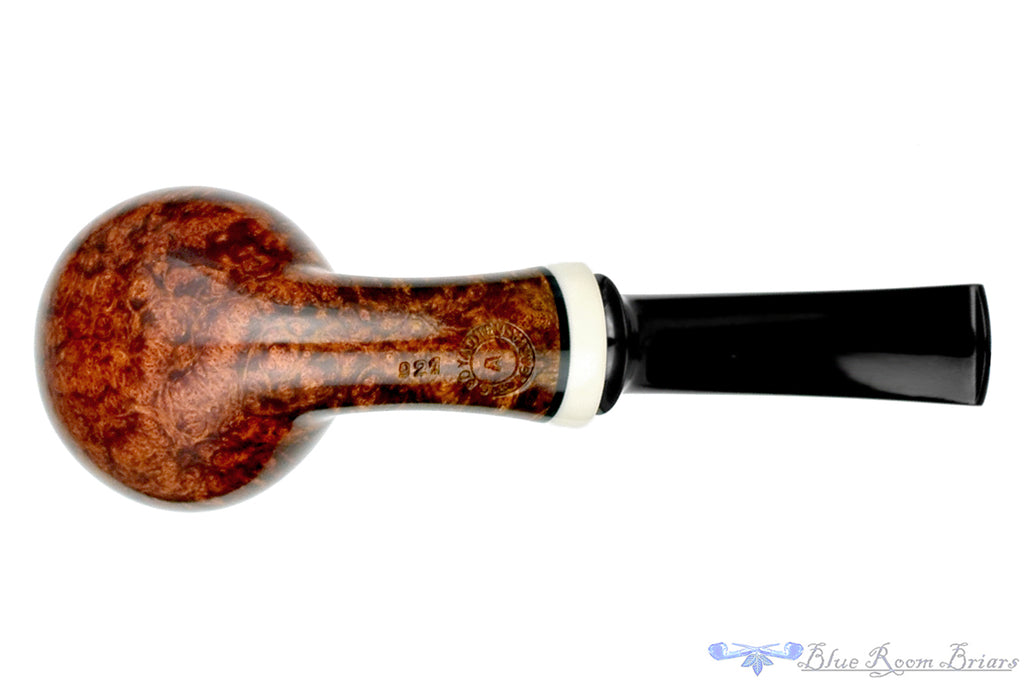 Blue Room Briars is proud to present this George Boyadjiev Pipe Bent Danish Apple with Elforyn