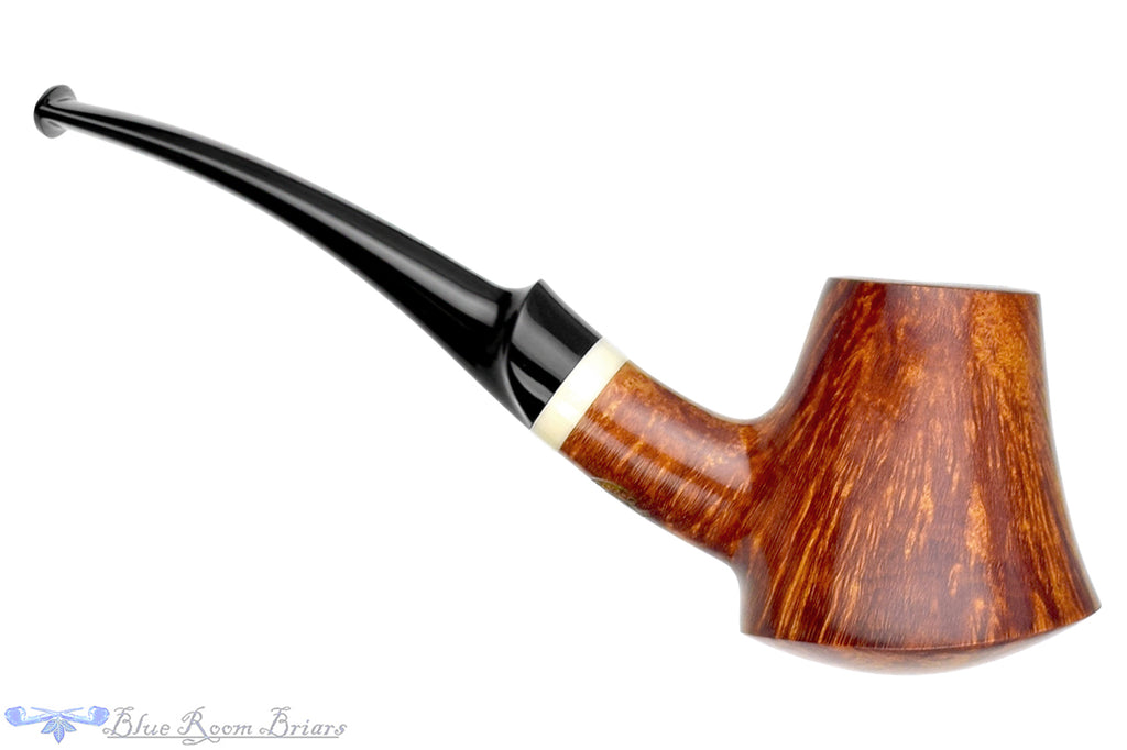 Blue Room Briars is proud to present this George Boyadjiev Pipe Bent Volcano with Elforyn