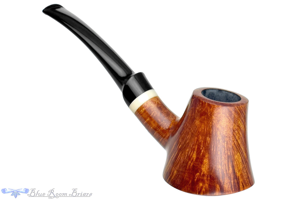 Blue Room Briars is proud to present this George Boyadjiev Pipe Bent Volcano with Elforyn