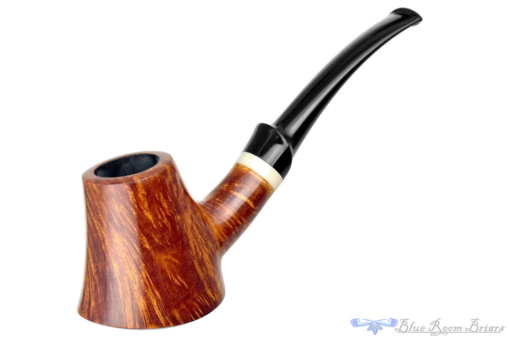 Blue Room Briars is proud to present this George Boyadjiev Pipe Bent Volcano with Elforyn