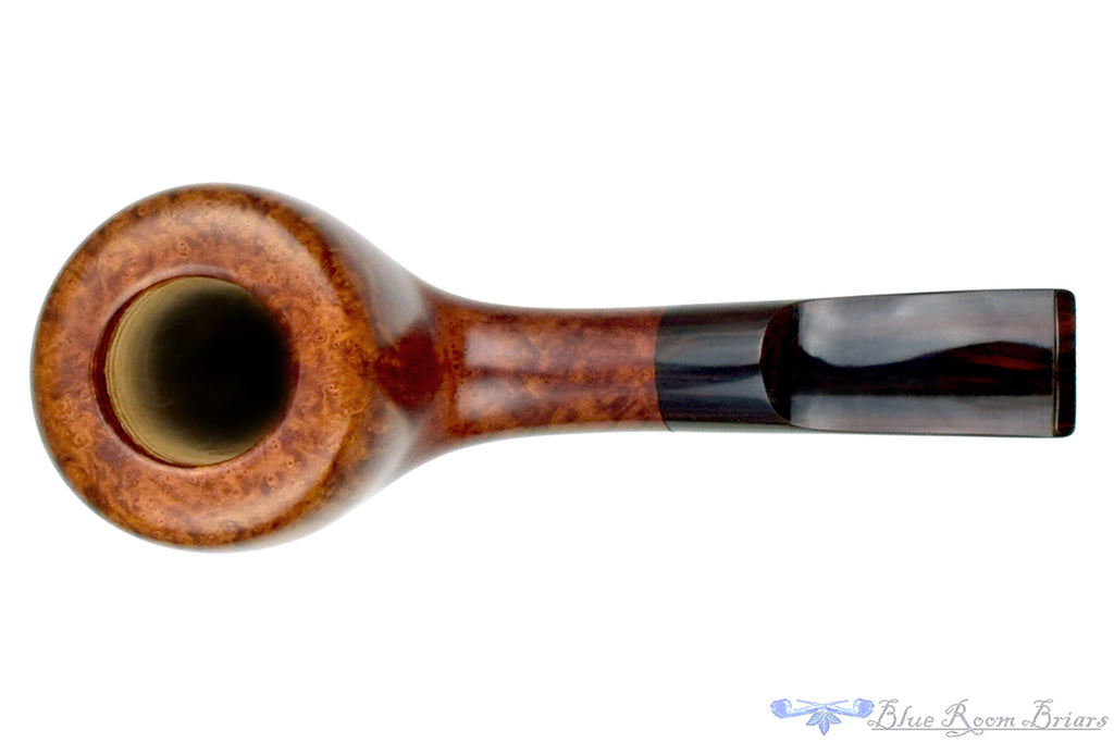 Blue Room Briars is proud to present this RC Sands Pipe Smooth Bent Dublin