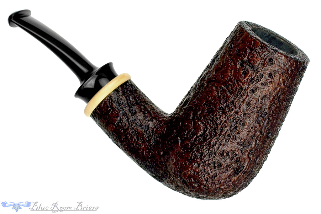 Blue Room Briars is proud to present this Bill Shalosky Pipe 533 Bent Sandblast Tall Billiard with Boxwood