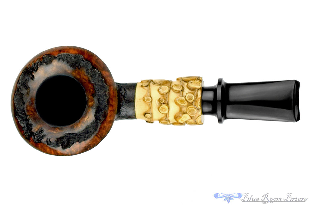 Blue Room Briars is proud to present this Dirk Heinemann Pipe Ring Blast Cherrywood with Plateau and Bamboo