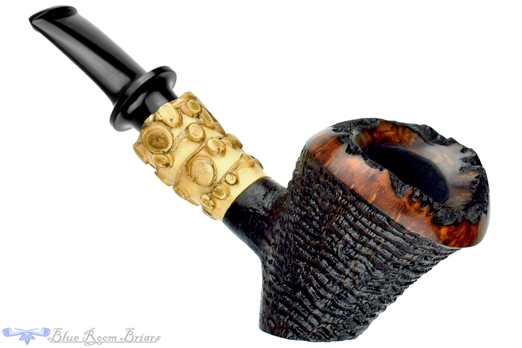 Blue Room Briars is proud to present this Dirk Heinemann Pipe Ring Blast Cherrywood with Plateau and Bamboo