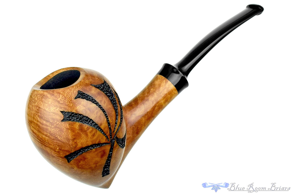 Blue Room Briars is proud to present this C Kent Joyce Pipe Bent Spot Carved Acorn