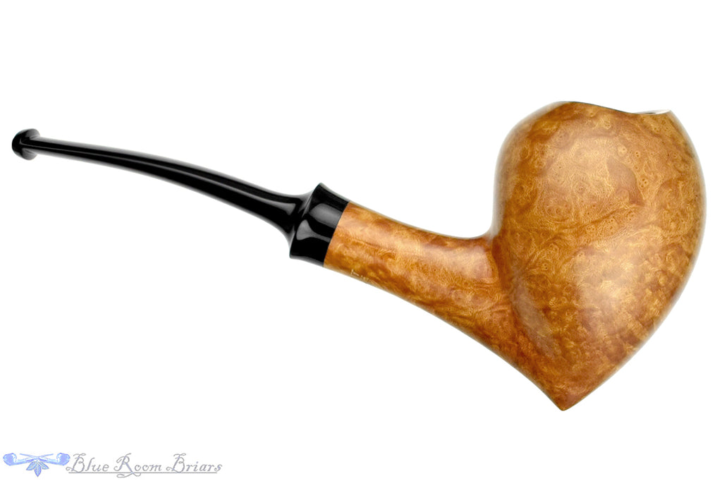Blue Room Briars is proud to present this C Kent Joyce Pipe Bent Spot Carved Acorn