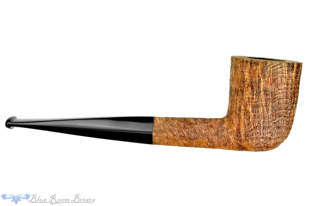 Blue Room Briars is proud to present this Jerry Crawford Pipe Contrast Blast Dublin with Diamond Shank