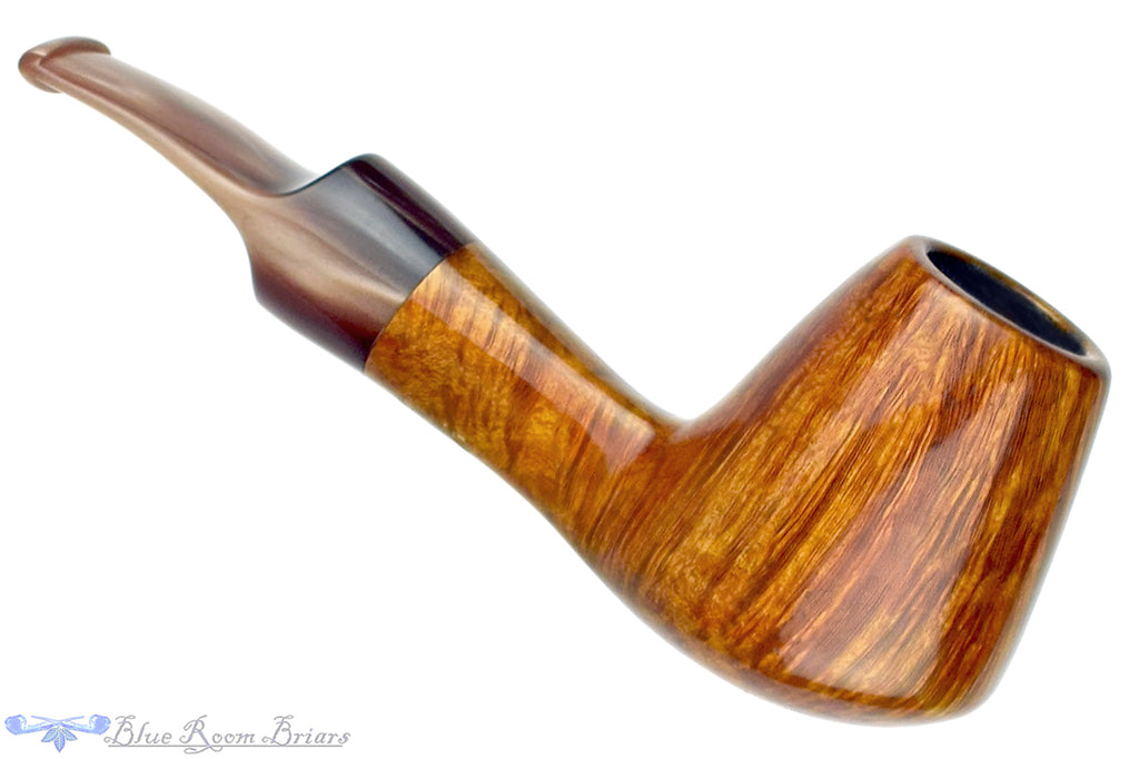Blue Room Briars is proud to present this Ron Smith Pipe Volcano