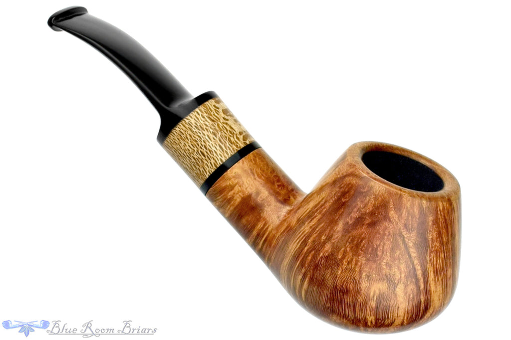 Blue Room Briars is proud to present this Charl Goussard Pipe Bent High-Contrast Smooth with Protea Nitida