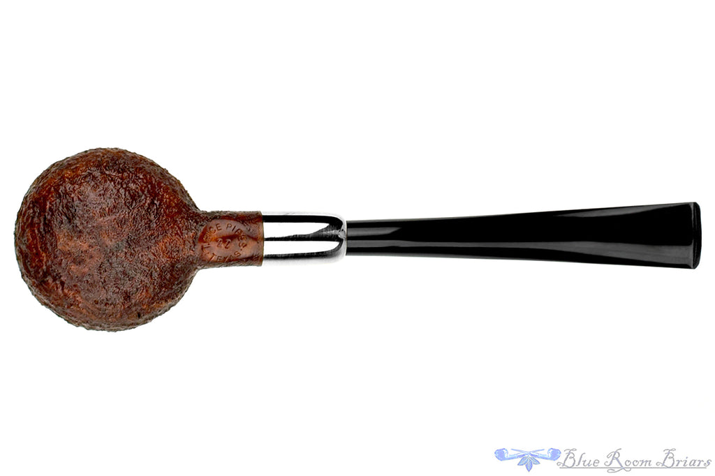 Blue Room Briars is proud to present this Trey Rice Pipe Ring Blast Prince with Silver and Military Mount