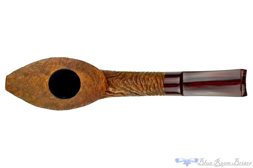 Blue Room Briars is proud to present this Andrea Gigliucci Pipe Bent Carved Tan Boat with Brindle