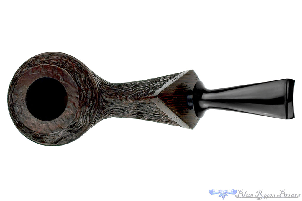 Blue Room Briars is proud to present this Andrea Gigliucci Pipe Carved Bull Ax with Wenge