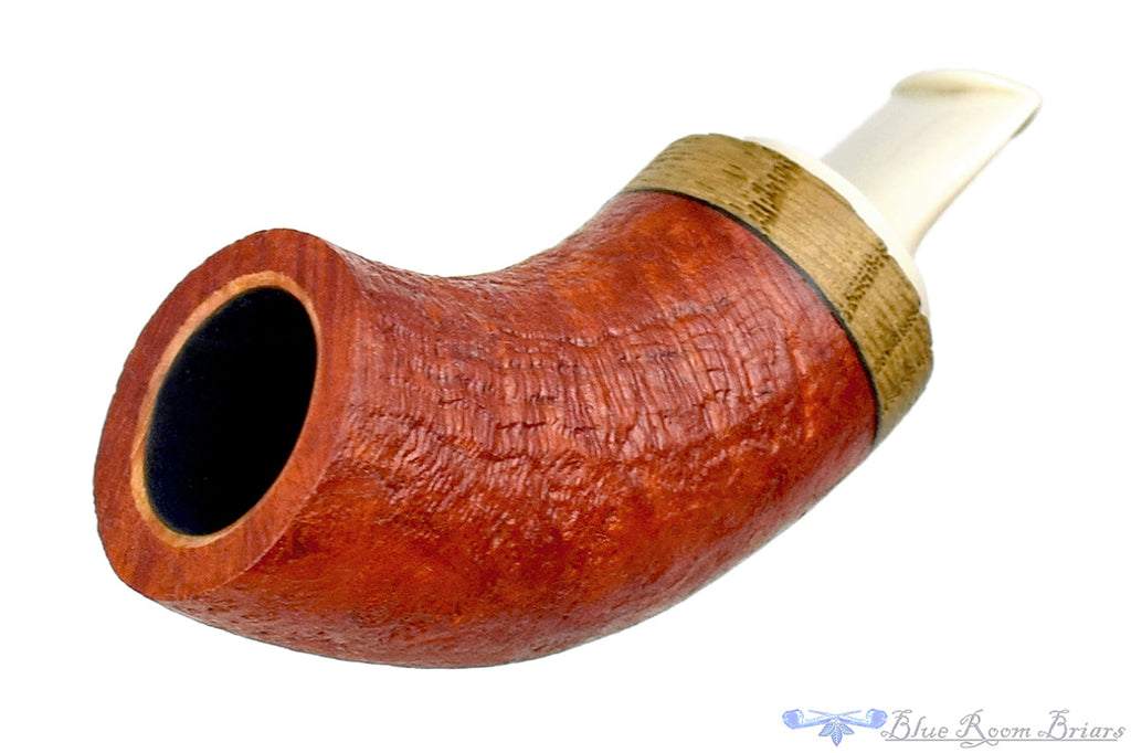 Blue Room Briars is proud to present this Dirk Heinemann Pipe Sandblast Tuban with Oak
