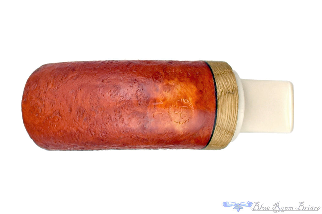Blue Room Briars is proud to present this Dirk Heinemann Pipe Sandblast Tuban with Oak