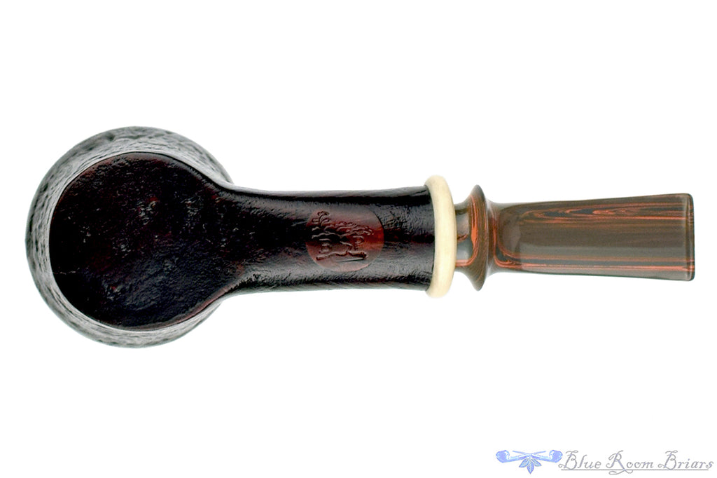 Blue Room Briars is proud to present this Bonsai Pipe by Tobias Höse Sandblast Dublin Poker Sitter with Ivorite and Brindle