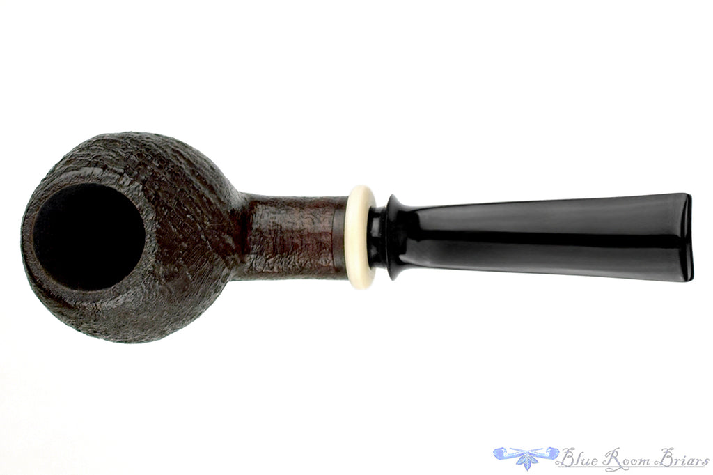 Blue Room Briars is proud to present this Bonsai Pipe by Tobias Höse Bent Sandblast Egg with Ivorite