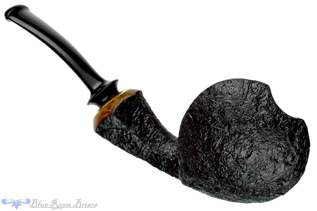 Blue Room Briars is proud to present this David Huber Pipe Sandblast Ivarsson Blowfish