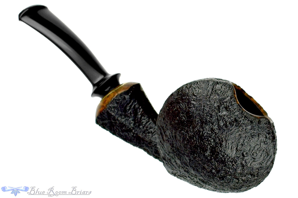 Blue Room Briars is proud to present this David Huber Pipe Sandblast Ivarsson Blowfish