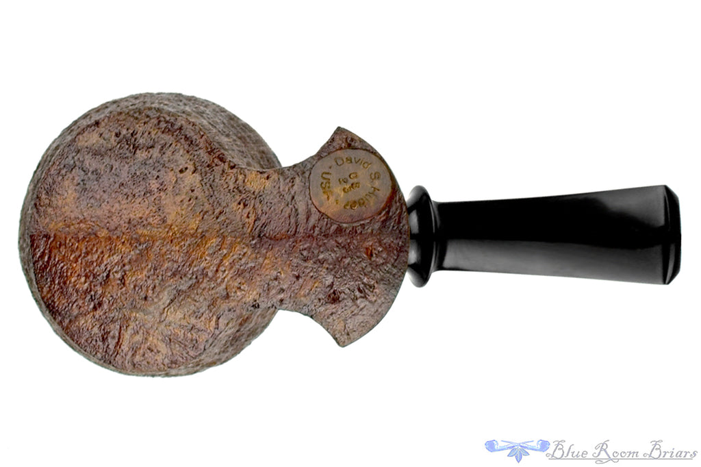 Blue Room Briars is proud to present this David Huber Pipe Tan Blast Dublin