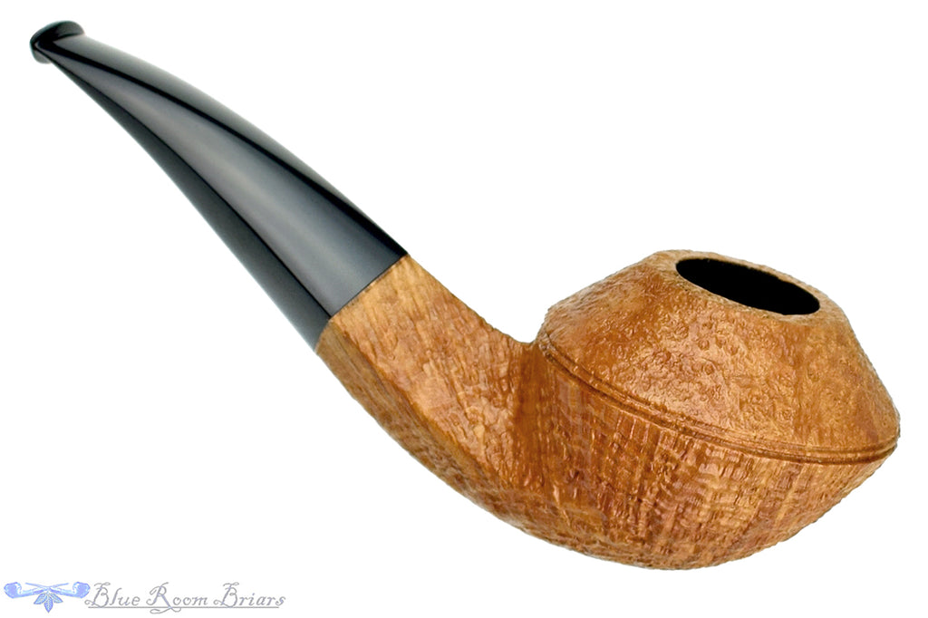 Blue Room Briars is proud to present this Trey Rice Pipe 1/4 Bent Tan Blast Bulldog