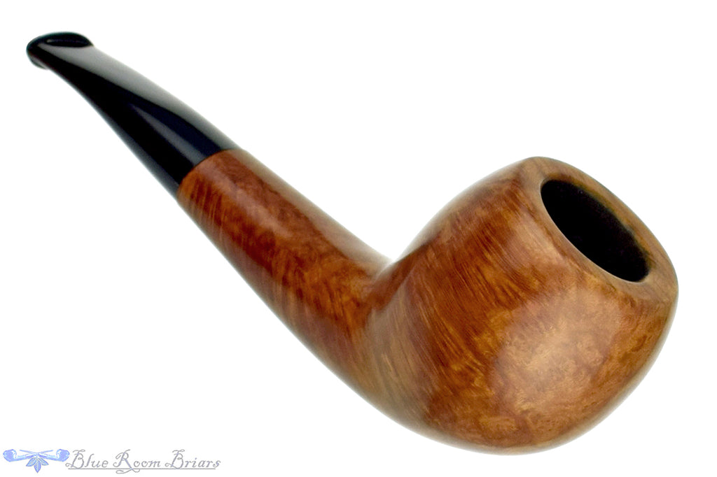Blue Room Briars is proud to present this RC Sands Pipe Smooth Bent Apple