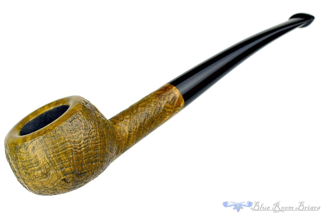 Blue Room Briars is proud to present this Joe Hinkle Pipe Sandblast Prince