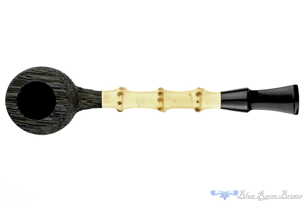 Blue Room Briars is proud to present this Yorgos Mitakidis Pipe 3622 Sandblast Morta with Bamboo