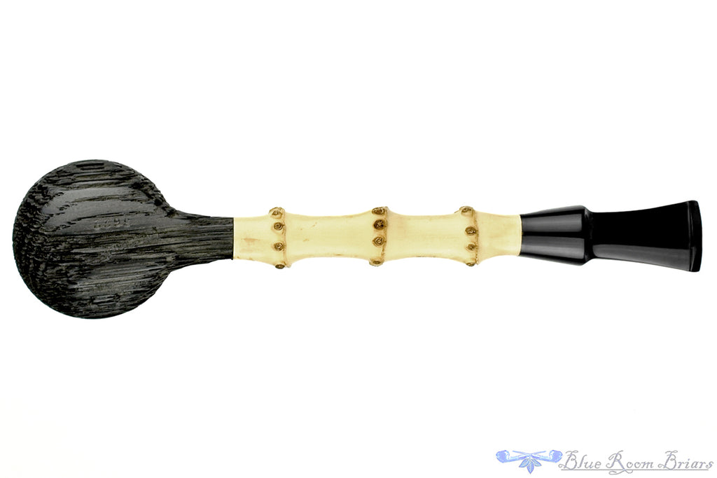 Blue Room Briars is proud to present this Yorgos Mitakidis Pipe 3622 Sandblast Morta with Bamboo