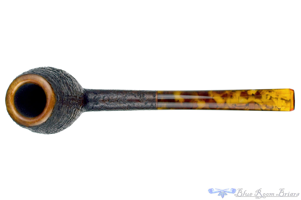Blue Room Briars is proud to present this Joe Hinkle Pipe Sandblast Cutty with Tortoise Shell