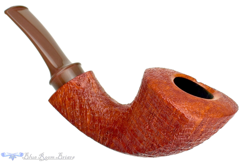 Blue Room Briars is proud to present this Clark Layton Pipe Sandblast Panel Horn with Plateau