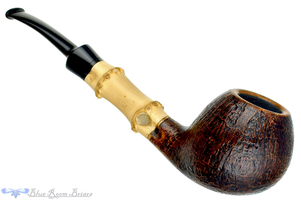 Blue Room Briars is proud to present this Charl Goussard Pipe 1/4 Bent Sandblast Apple with Bamboo