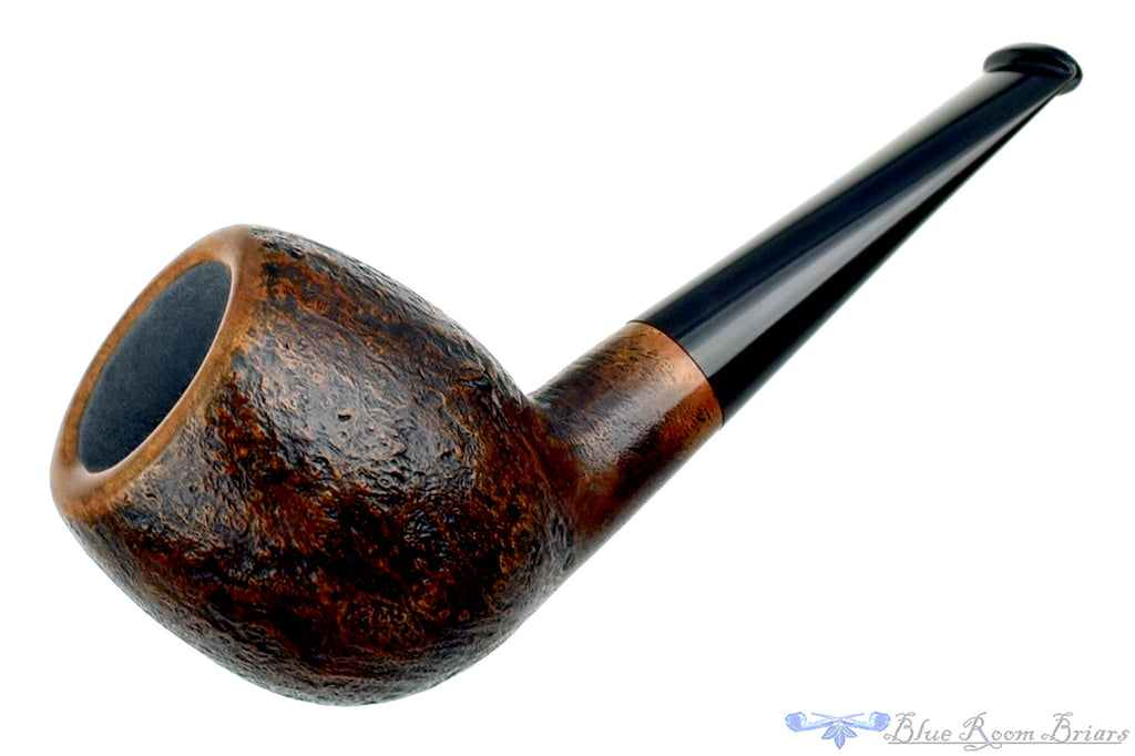 Blue Room Briars is proud to present this Charl Goussard Pipe Sandblast Devil Anse