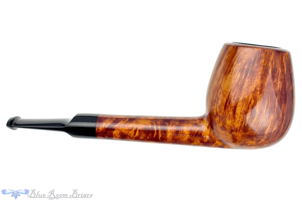 Blue Room Briars is proud to present this Erik Nielsen Pipe Grade C Saddle Apple