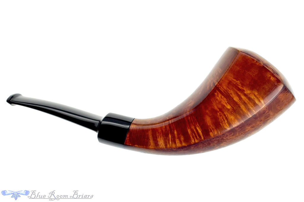 Blue Room Briars is proud to present this Erik Nielsen Pipe Grade B Paneled Horn