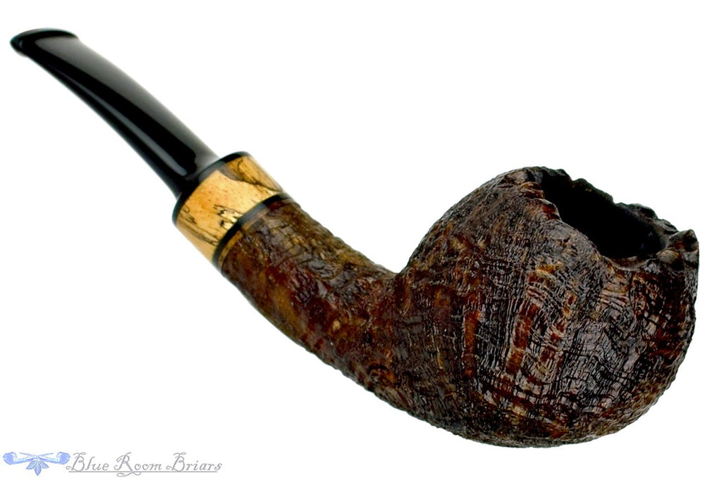 Blue Room Briars is proud to present this Jerry Crawford Pipe 1/4 Bent Ring Blast Egg with Spalted Maple Insert and Plateau