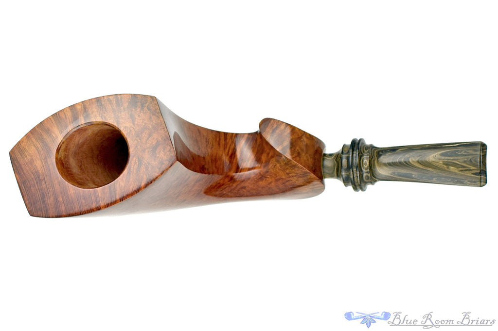 Blue Room Briars is proud to present this Bill Walther Pipe Mammoth Twisted Horn