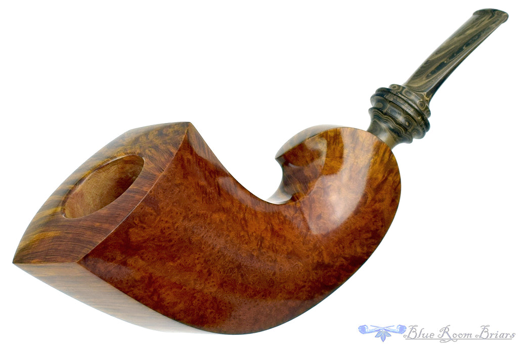 Blue Room Briars is proud to present this Bill Walther Pipe Mammoth Twisted Horn