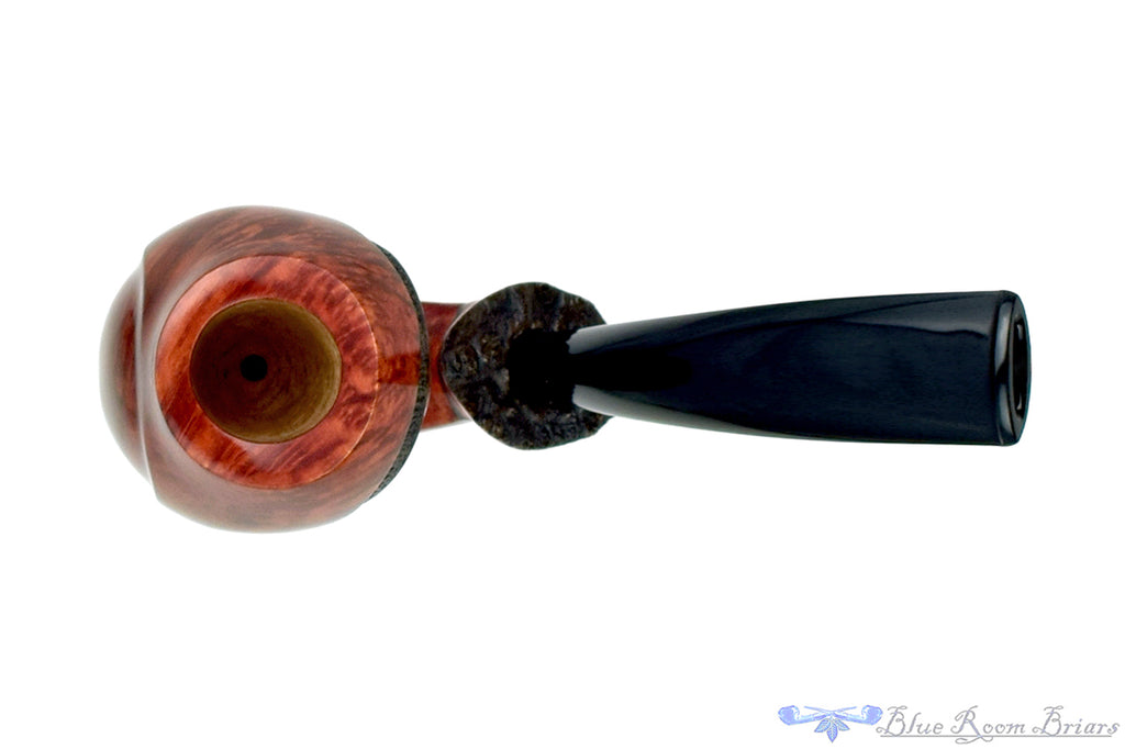 Blue Room Briars is proud to present this Alexa Pipe by Dragomir Aleksic 3/4 Bent Whale