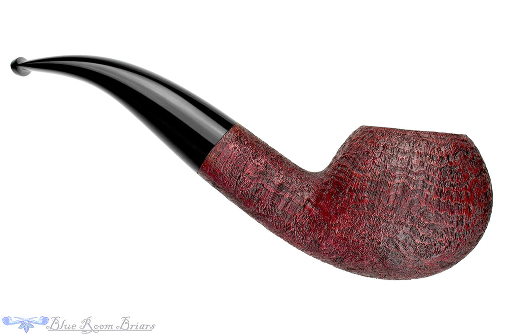 Blue Room Briars is proud to present this Doug Finlay Pipe Magnum Ring Blast Author