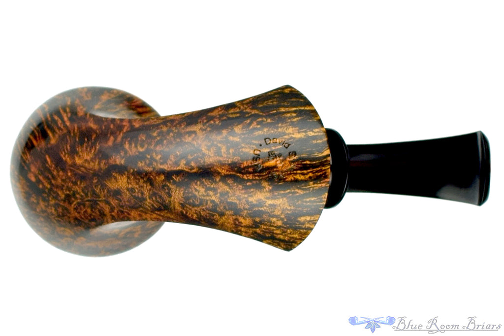 Blue Room Briars is proud to present this David Huber Pipe High-Contrast Smooth Rhodesian