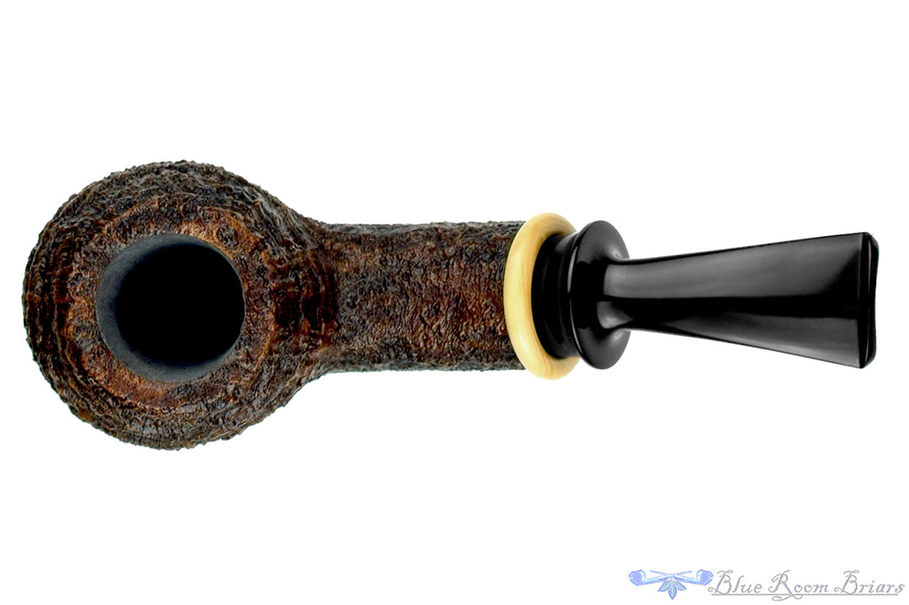 Blue Room Briars is proud to present this Bill Shalosky Pipe 611 Bent Ring Blast Apple with Boxwood