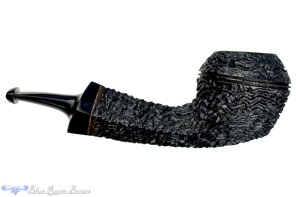 Blue Room Briars is proud to present this Andrea Gigliucci Pipe 1/8 Bent Carved Bulldog