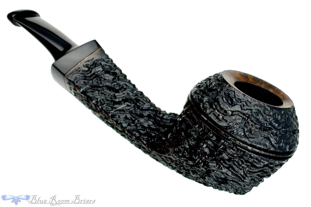 Blue Room Briars is proud to present this Andrea Gigliucci Pipe 1/8 Bent Carved Bulldog